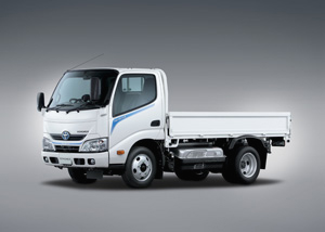 Toyoace Standard cab, standard deck, flatbed two-ton diesel hybrid (shown with options)