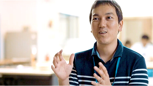 講師インタビュ－中の様子