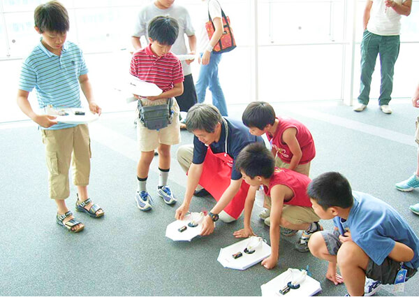 ホバークラフト 制作中の様子