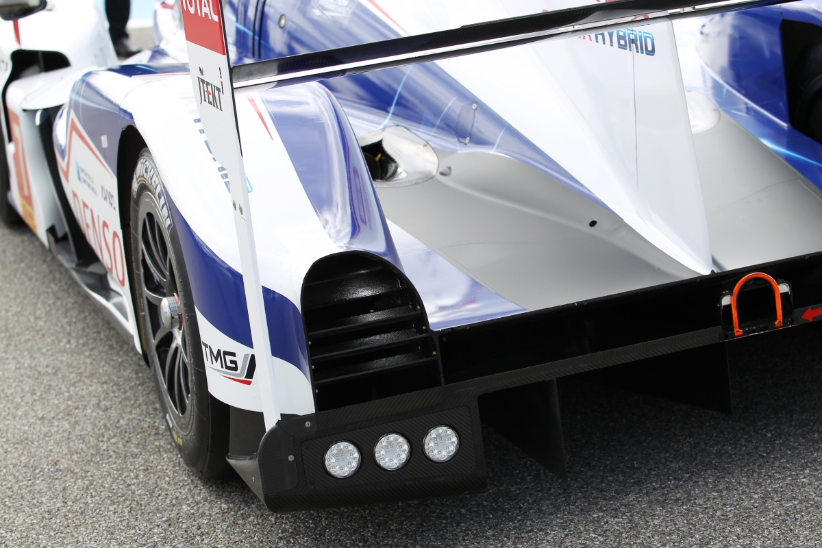 Toyota TS040 Hybrid