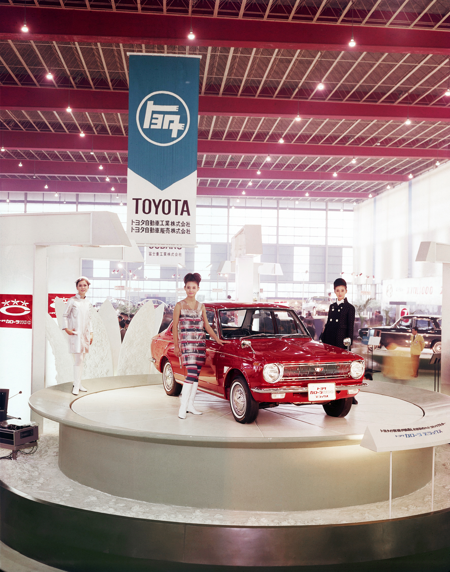 第13回 東京モーターショーでカローラ発表（1966年）