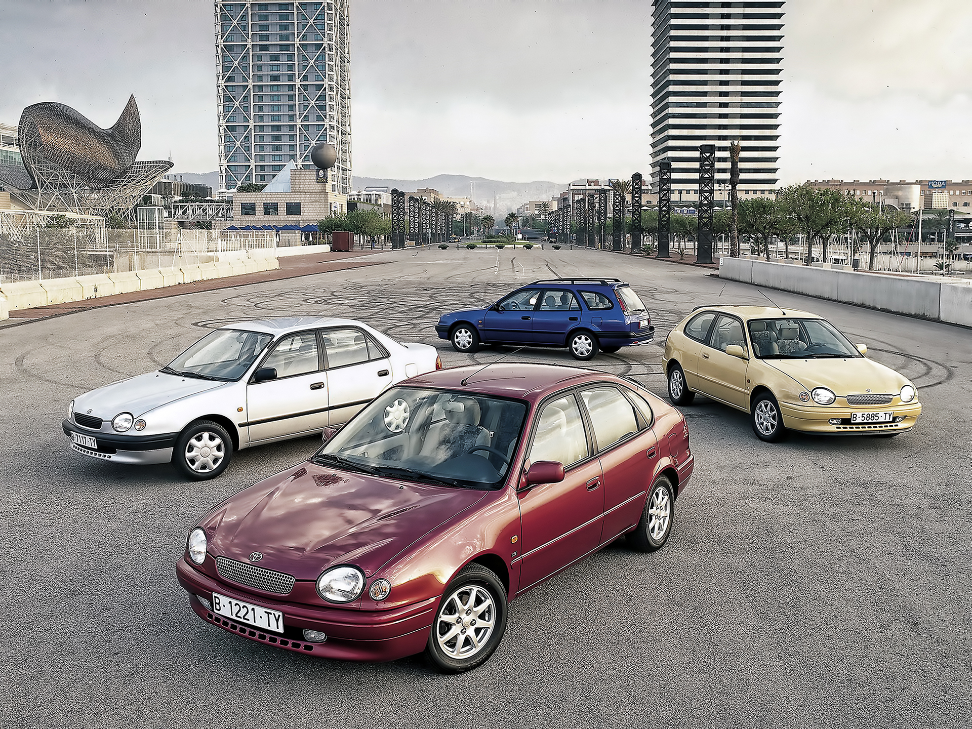 Europe - The 8th Generation Corolla (1995 - 2000)