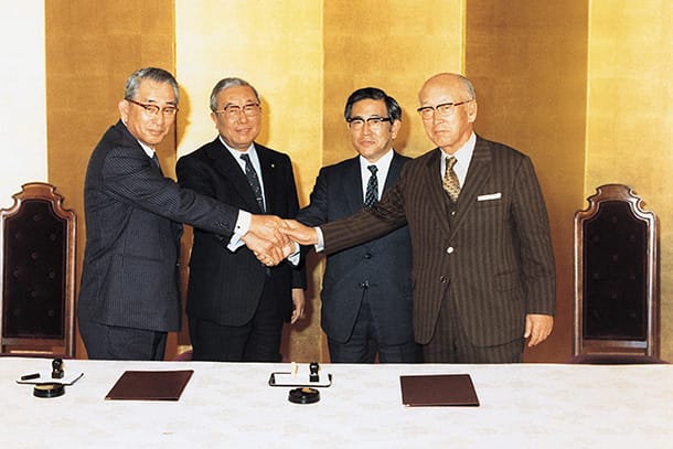1980s -Sales and Manufacturing Operations Merged to Form Toyota Motor Corporation; Full-scale Overseas Production Launched-