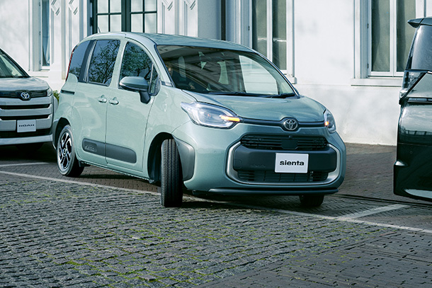 Toyota Launches the New Sienta in Japan