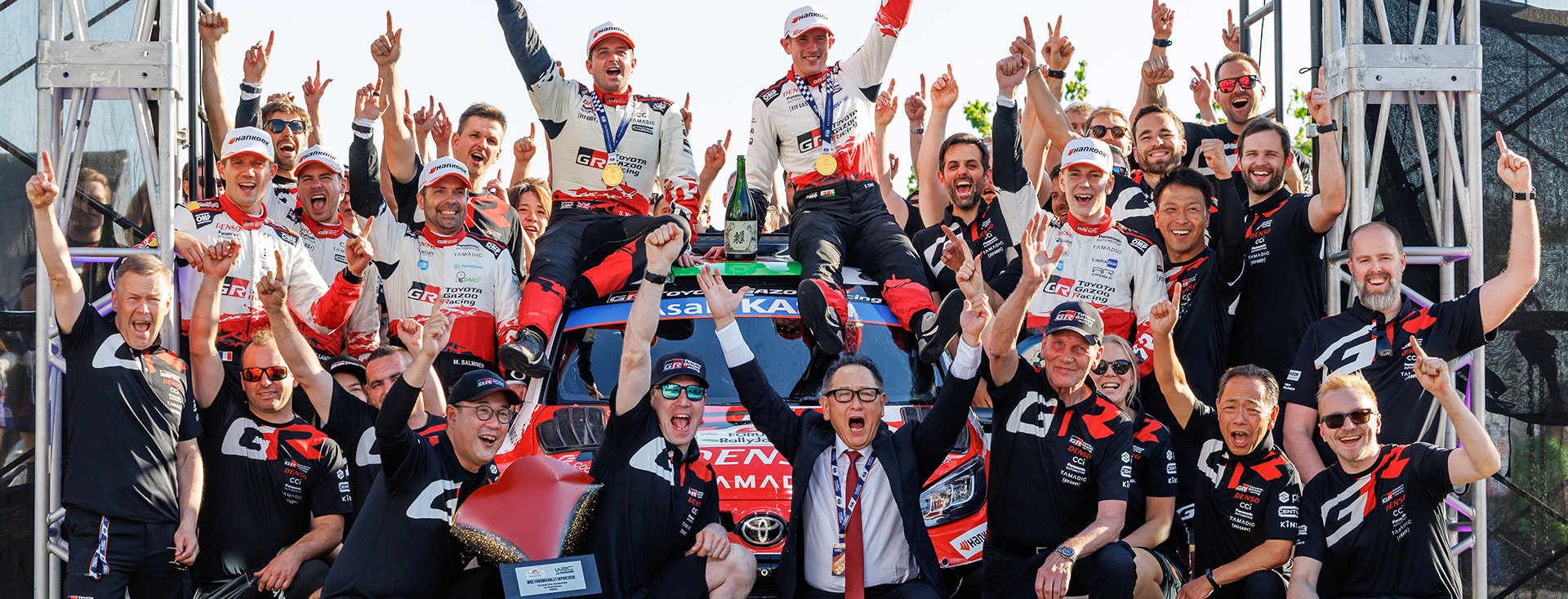 WRC 第7戦 ラリージャパン エバンスが通算3回目となるラリージャパン優勝を達成しオジエ、パヤリ、勝田が総合2、3、4位でフィニッシュ