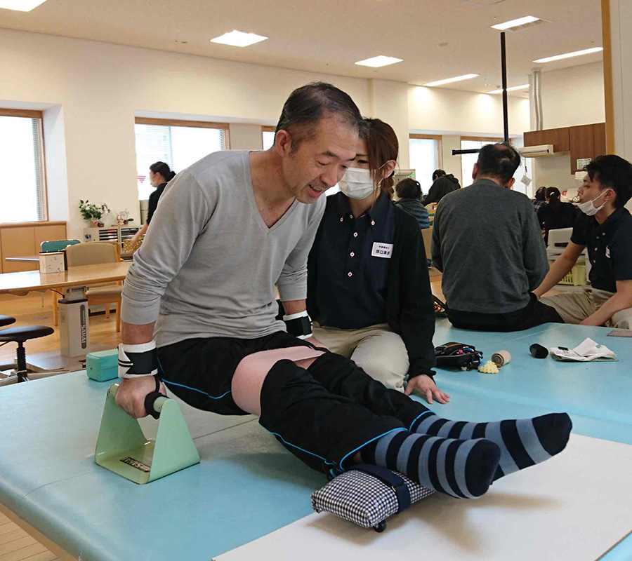 事故直後のリハビリの様子