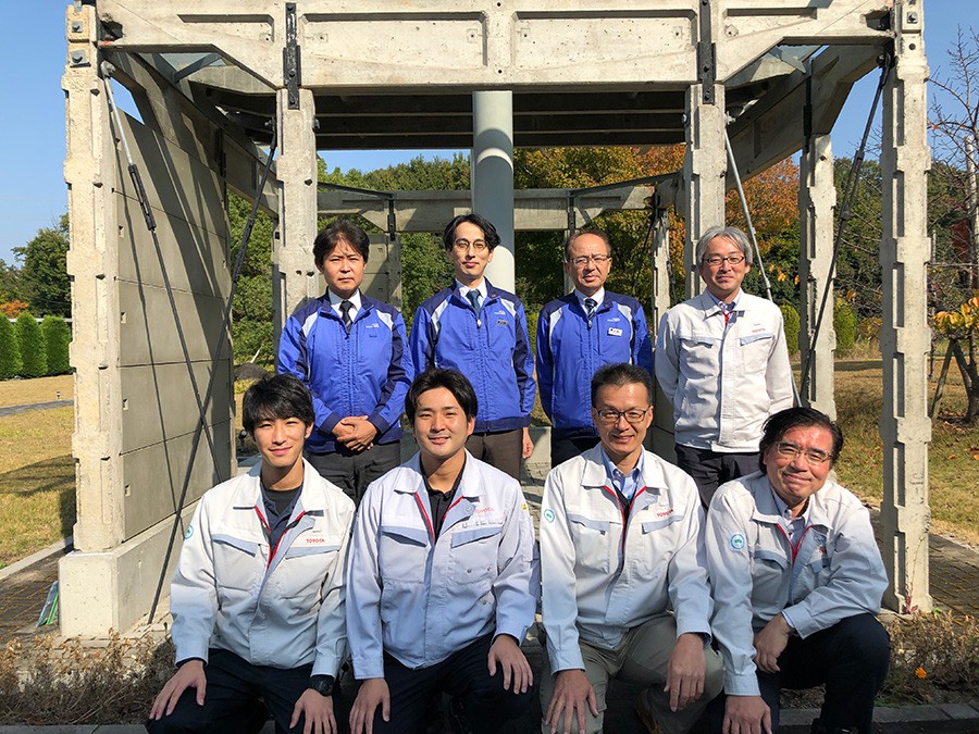 Image 10: Development team members: (Clockwise from top-left) Ito, Kojima and Kato (Toyota T&S Construction), Masuki, Yasui, Nakatani (author), Takeuchi and Fujiwara (Toyota Motor Corporation Frontier Research Center)