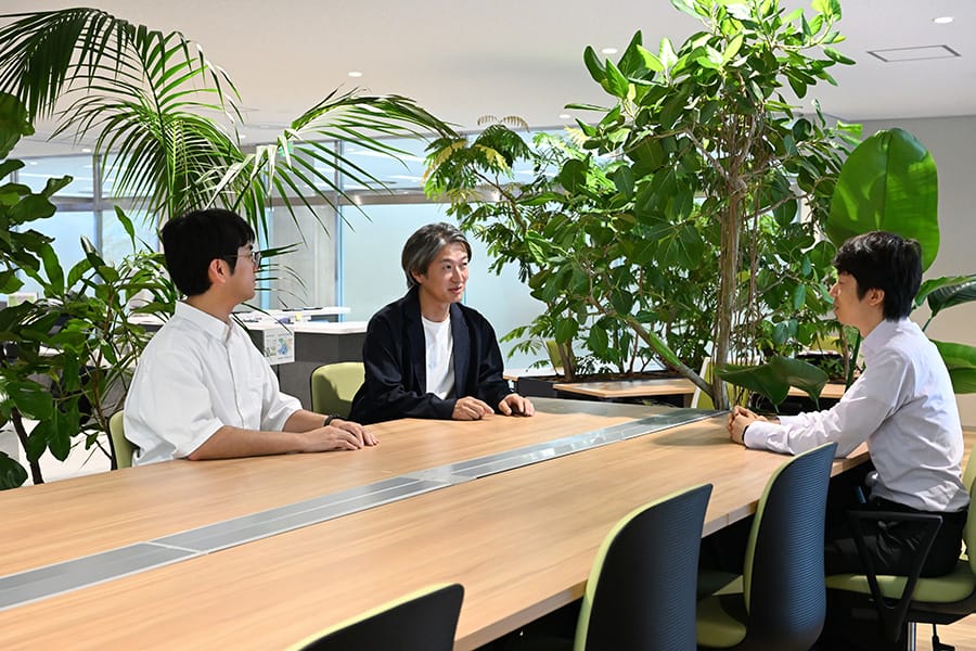 Menエリアのミーティングスペース