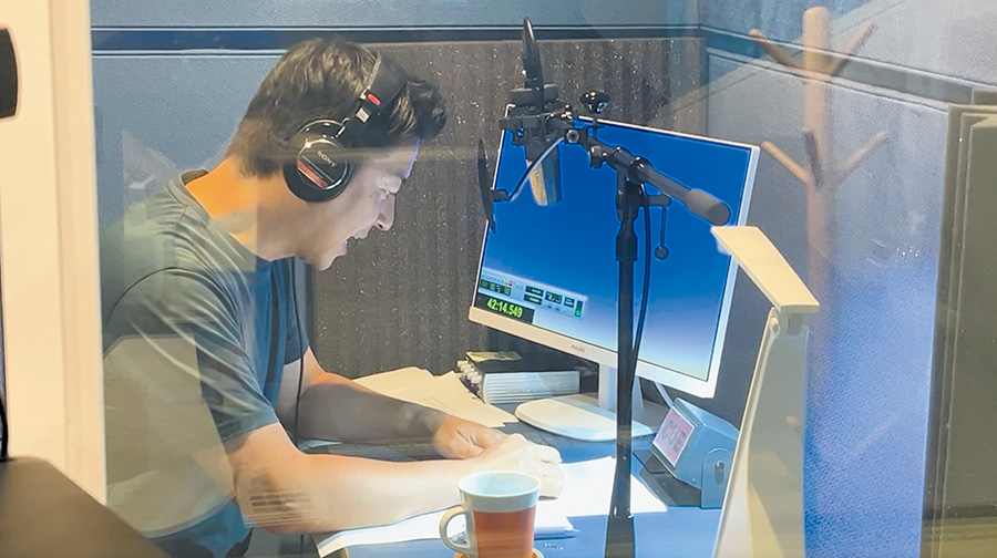 富川さんには、学習用音声データのレコーディングに協力いただきました