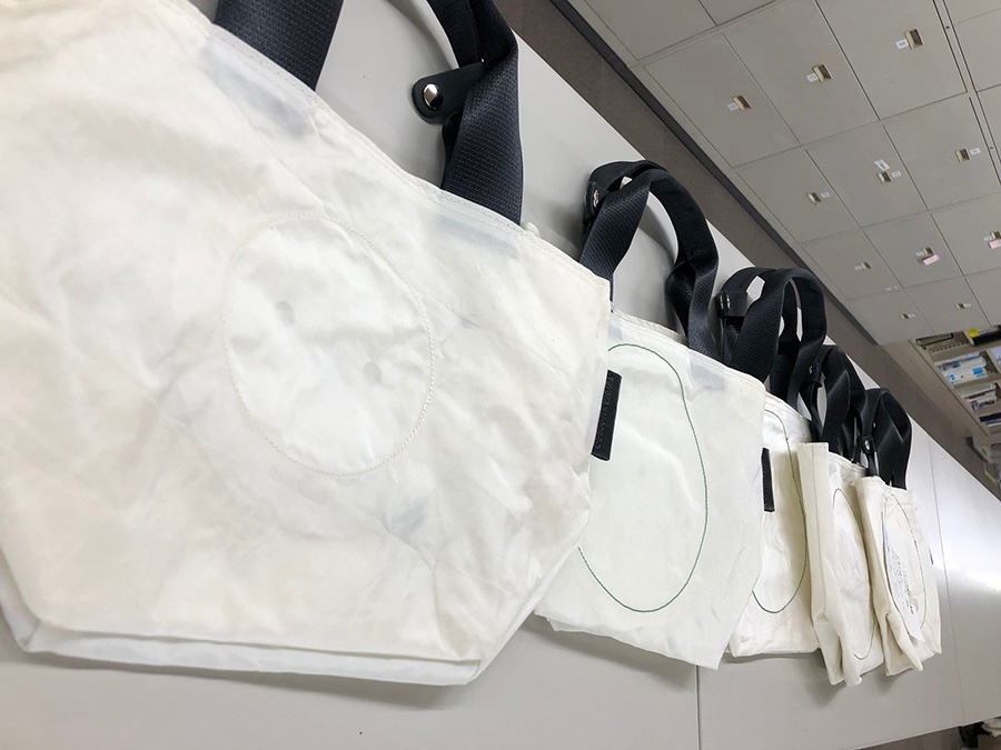 "AIR RE:BAG," Shared shopping bags made from recovered airbags