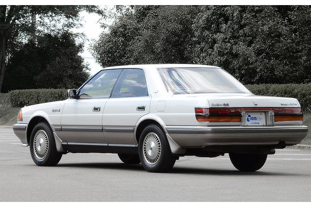 TOYOTA Crown (1988)