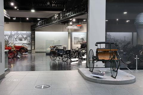 Zone 01: The Dawn of the Automobile