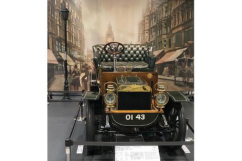 乗車可能な展示車 スイフト 9HP（1905・英）