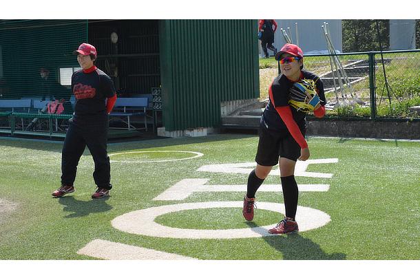 General Manager Akane Nakanishi (left) and Haruna Sakamoto (right)
