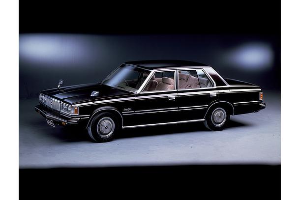 Toyota crown история модели