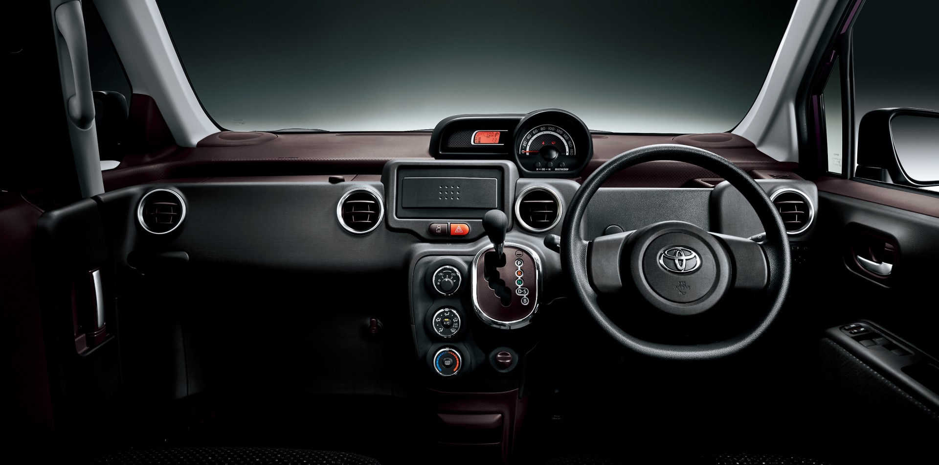 特別仕様車 F “Jack”　（2WD） （内装色：ブラック） ＜オプション装着車＞