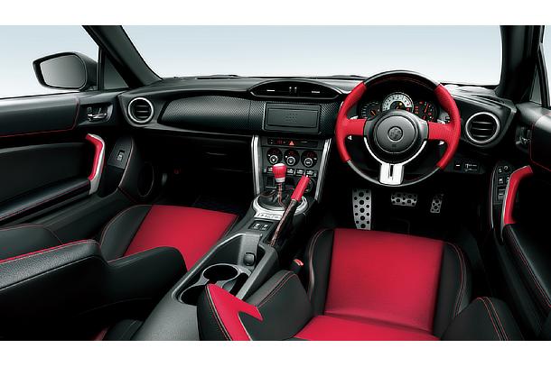 GT“Limited”（内装色 ： レッド（設定色））