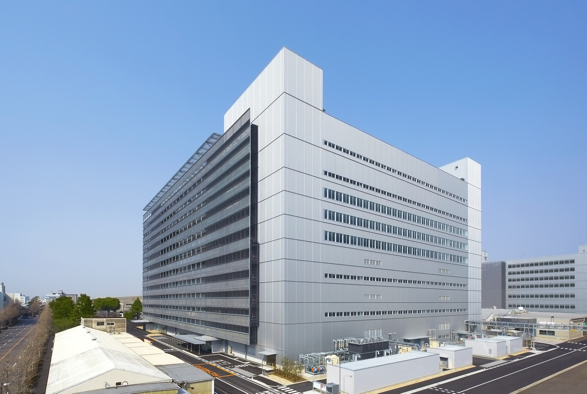 Toyota's Powertrain Development and Production Engineering Building