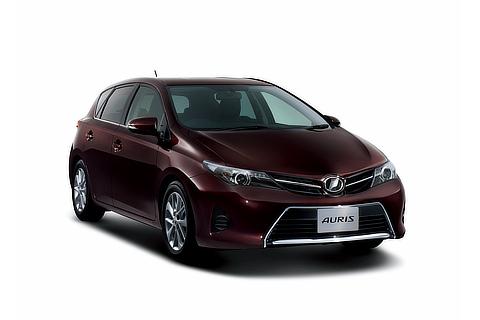 特別仕様車 150X“Blackish Lounge”（2WD）（ブラッキッシュレッドマイカ（特別設定色））