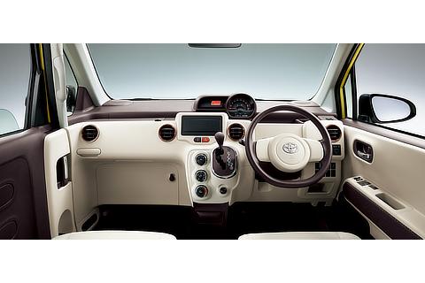 特別仕様車 F“a la mode” (2WD) (内装色：フロマージュ) 〈オプション装着車〉