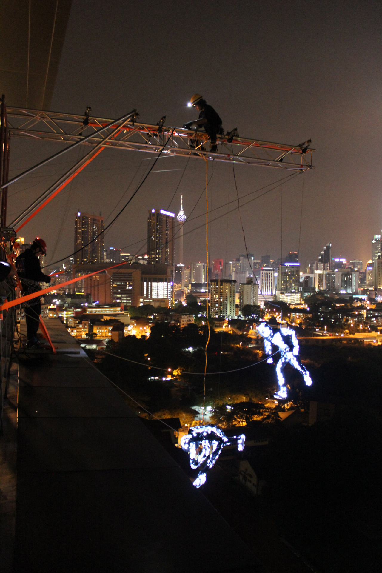 Lexus STROBE (Still, behind-the-scenes 