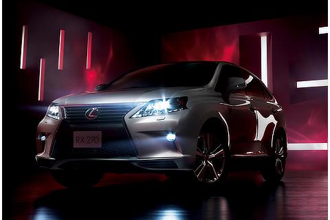 RX270 特別仕様車“Radiant Aero Style”（ホワイトパールクリスタルシャイン）