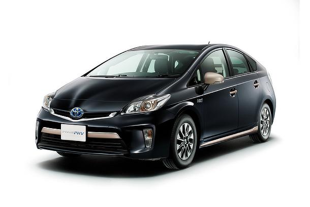 プリウスPHV／プリウス | トヨタ自動車株式会社 公式企業サイト