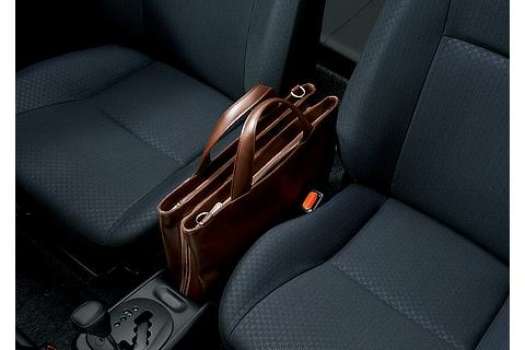 センターコンソールトレイ