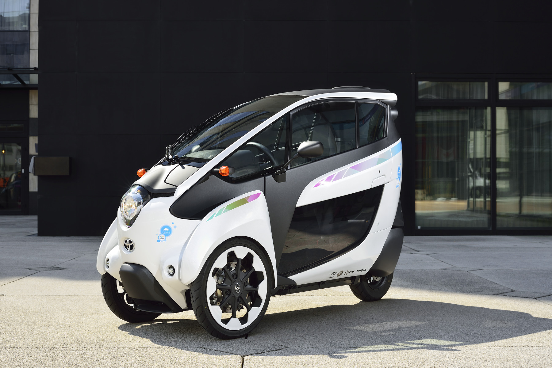 Toyota i-ROAD for use in 
