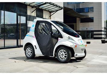 Toyota COMS for use in "Cité lib by Ha:mo" EV sharing trial in Grenoble, France