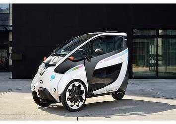Toyota i-ROAD for use in "Cité lib by Ha:mo" EV sharing trial in Grenoble, France