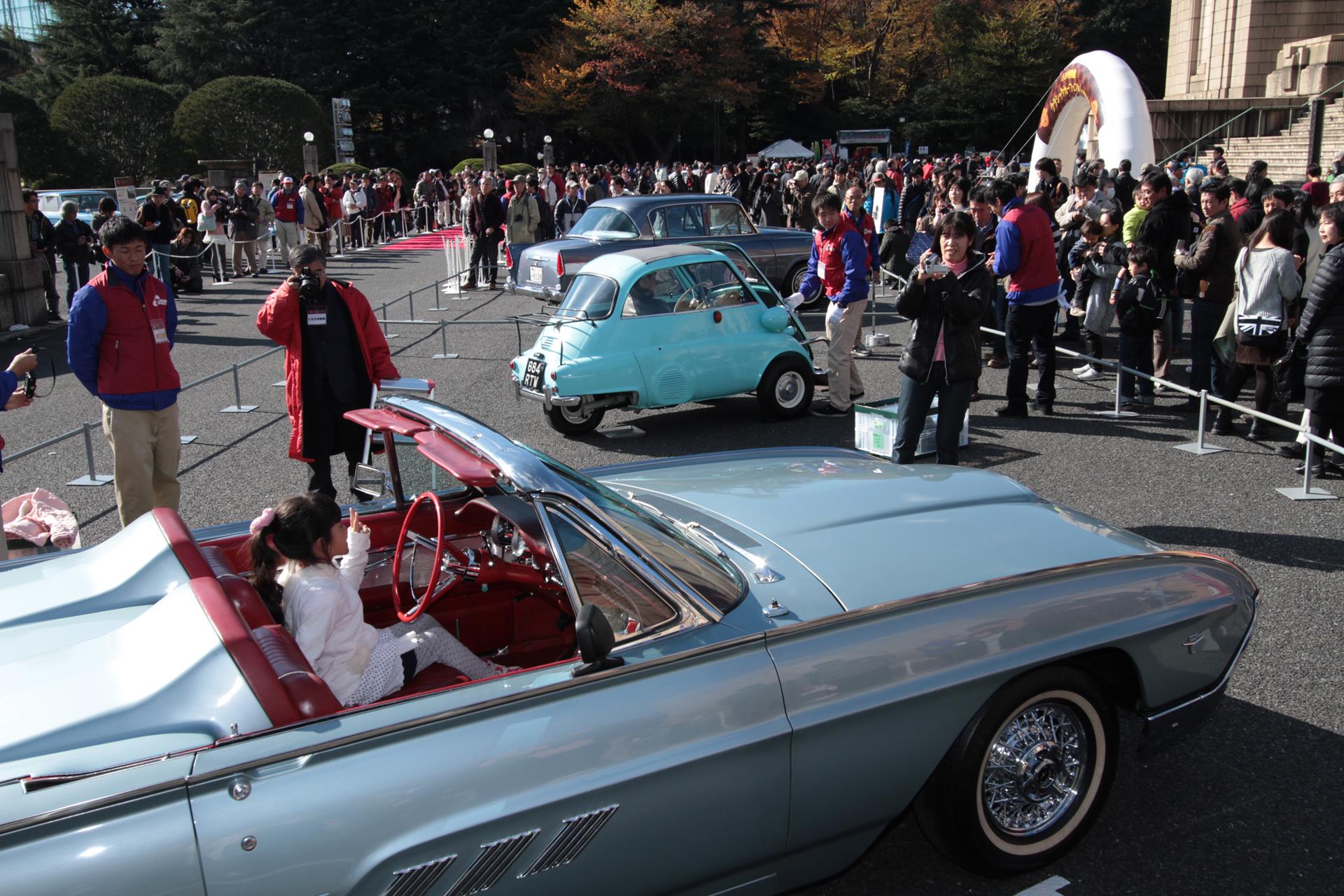 In-car photo area at 2013 Classic Car Festival