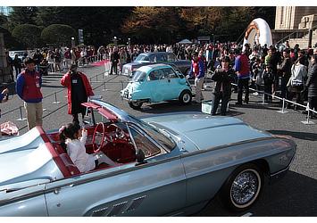 In-car photo area at 2013 Classic Car Festival