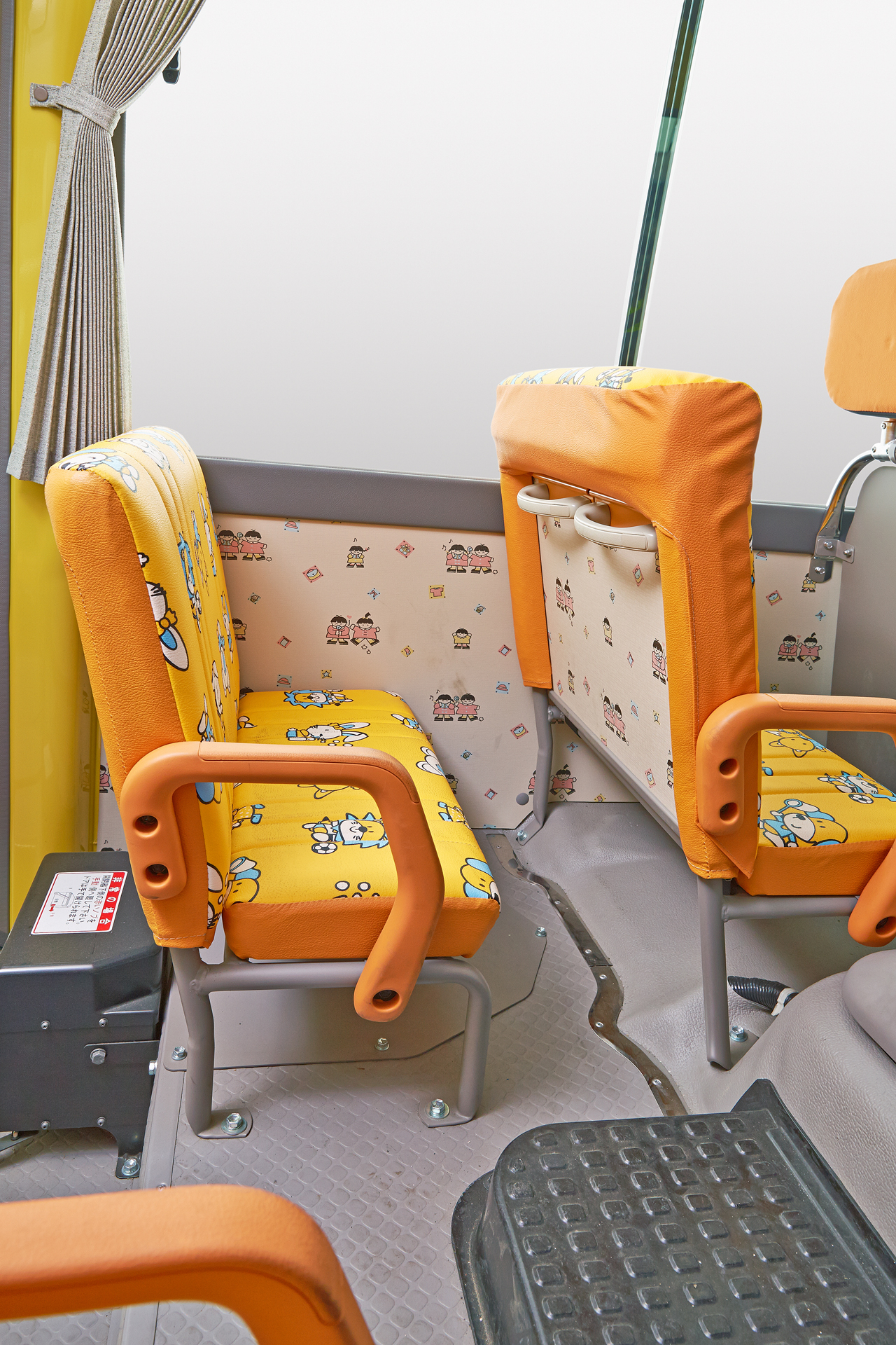 シートバッククッション 装着・非装着比較 （助手席側）