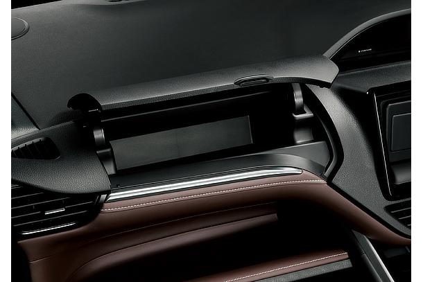 Upper glove box on the passenger side