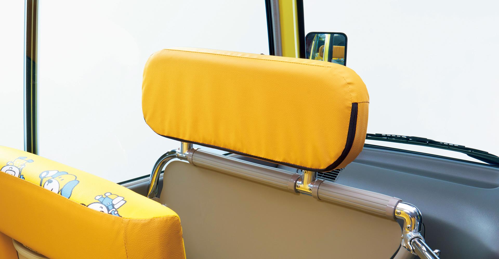 幼児専用車 プロテクター（左側最前列）