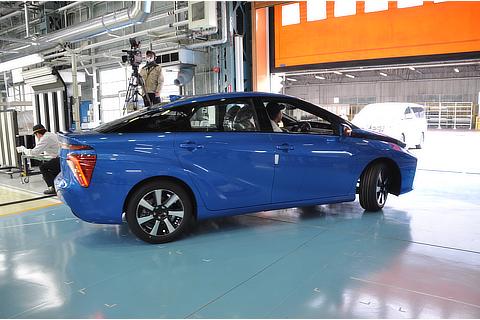 Production ceremony for the Toyota Mirai (February 24, 2015)
