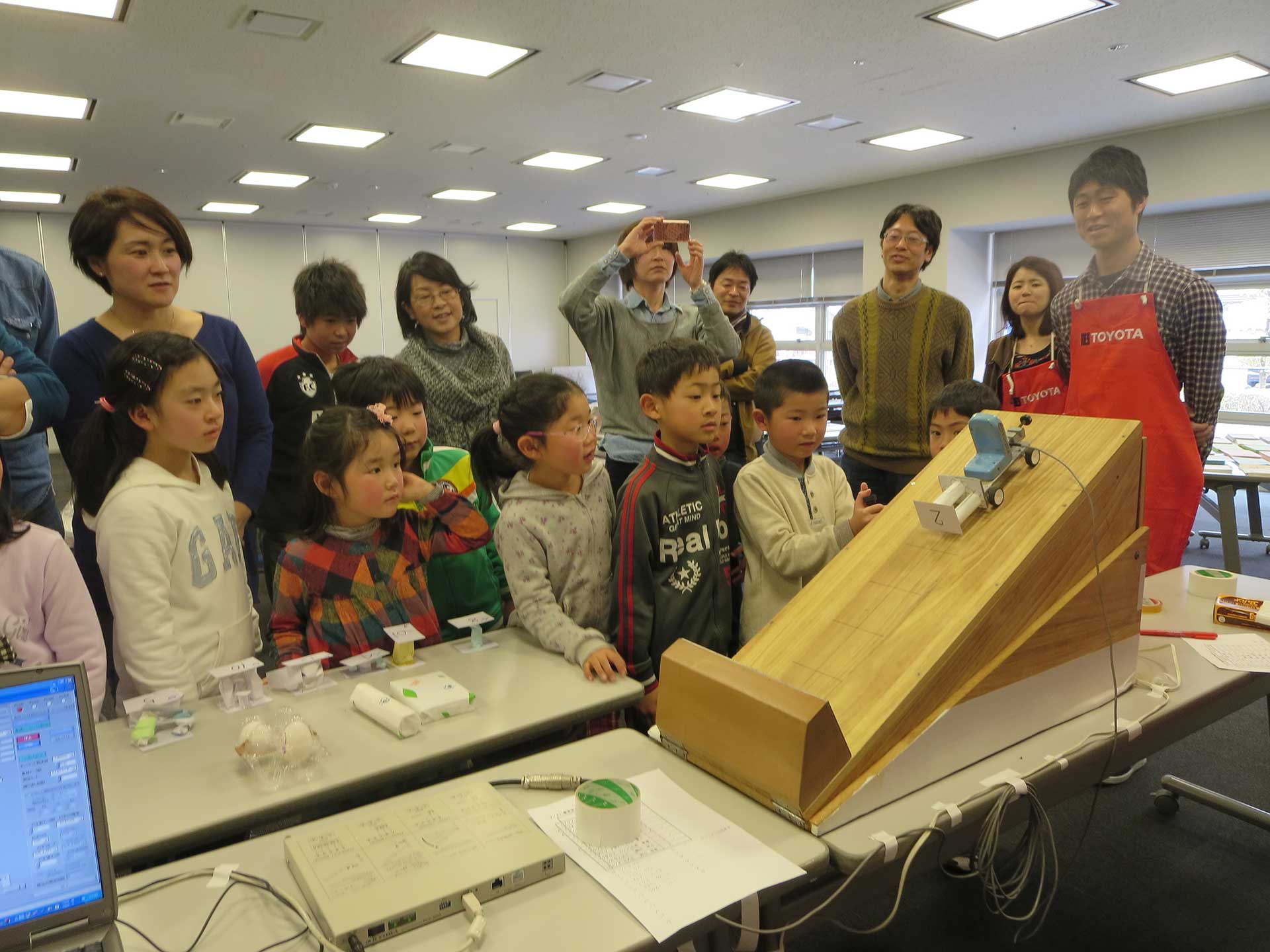 なぜなに衝突安全ボディ工作