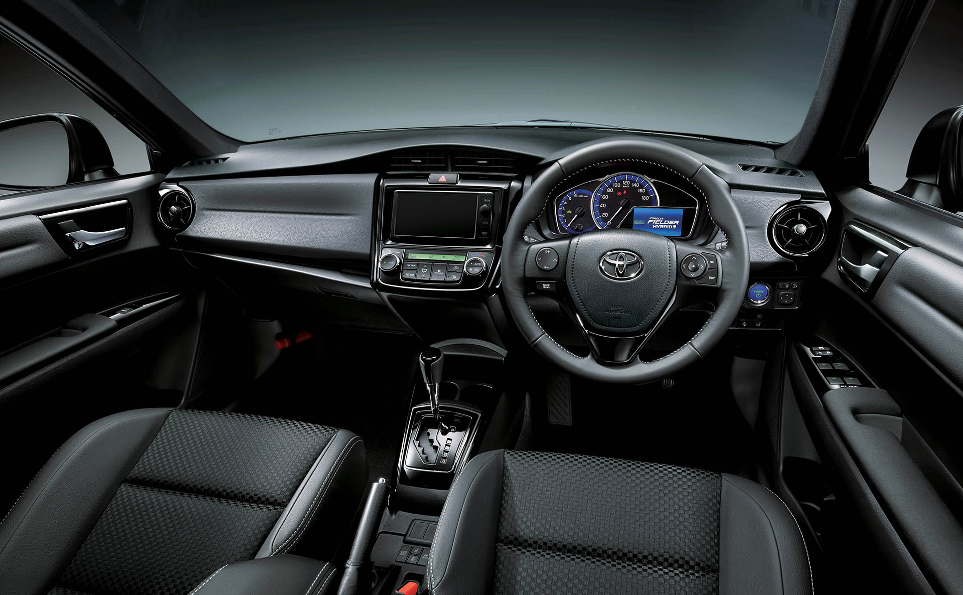 Corolla Fielder Hybrid G WxB(Black interior; options shown)