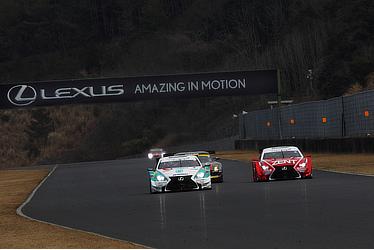 PETRONAS TOM'S RC F 36号車とZENT CERUMO RC F 38号車