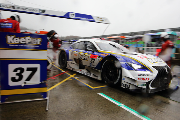 KeePer TOM'S RC F 37号車