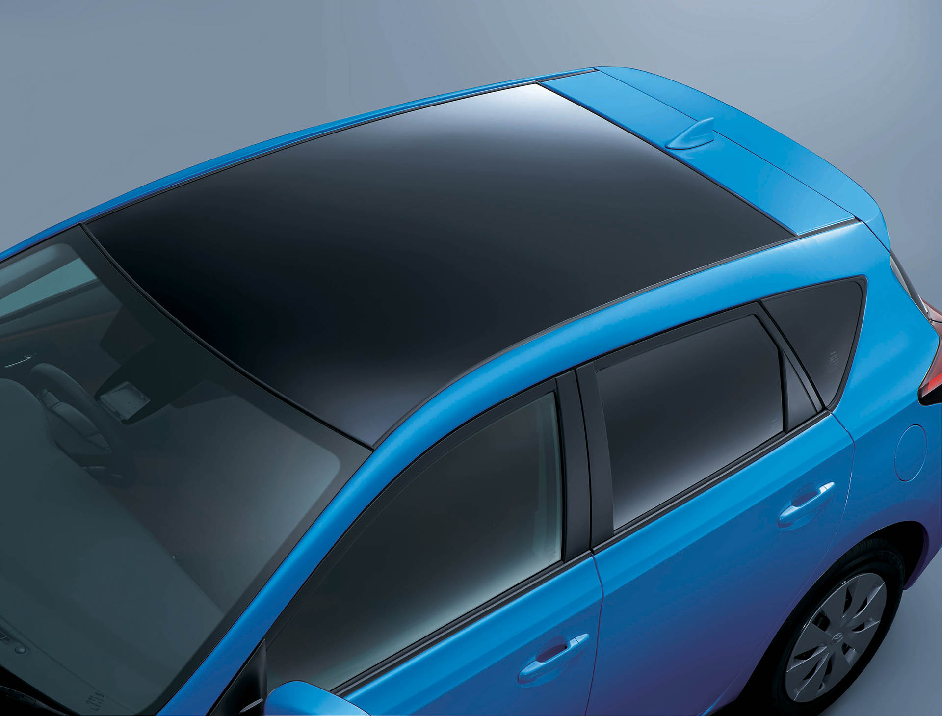 Panoramic roof (Electronic roof shade w/object detection)