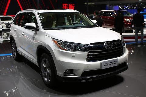 Toyota Highlander at Auto Shanghai 2015