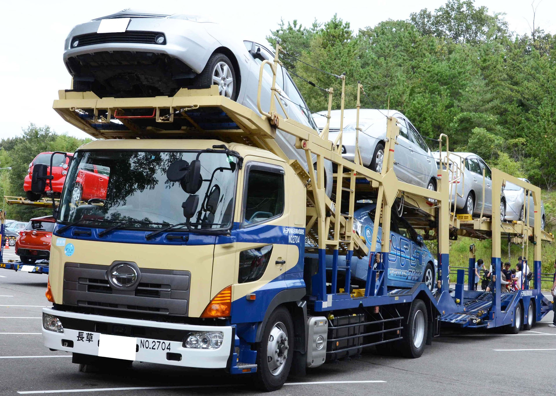 Car carrier loading demonstration