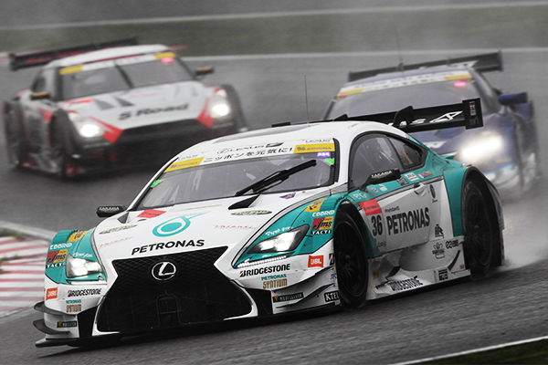 SUPER GT 第５戦 44th International SUZUKA 1000km 伊藤／ロシター組 LEXUS RC Fが鈴鹿1000kmを制す！  立川／石浦組が２位でLEXUS RC Fが1-2フィニッシュ PETRONAS TEAM TOM'Sは鈴鹿1000kmを２年連続制覇 | トヨタ自動車株式会社  公式企業サイト