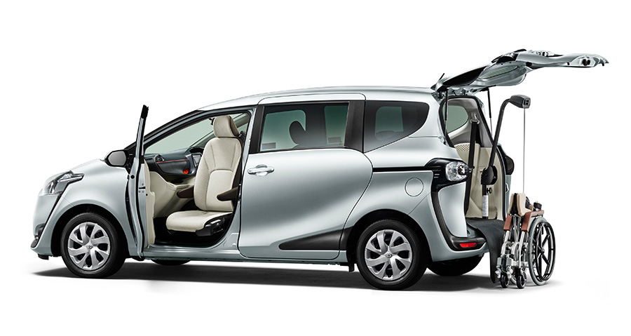 Sienta Welcab X model with rotating and tilting passenger seat, B type (options shown)