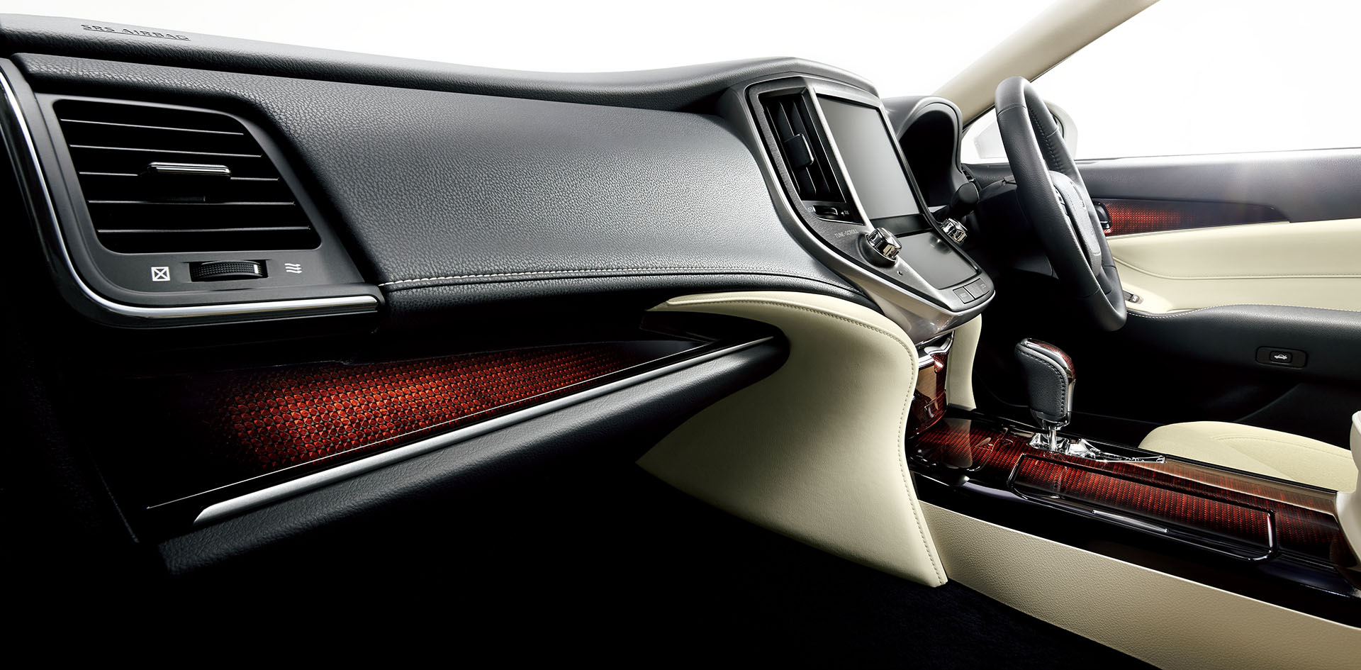 Royal Saloon G Hybrid Interior Color Flaxen Options Shown