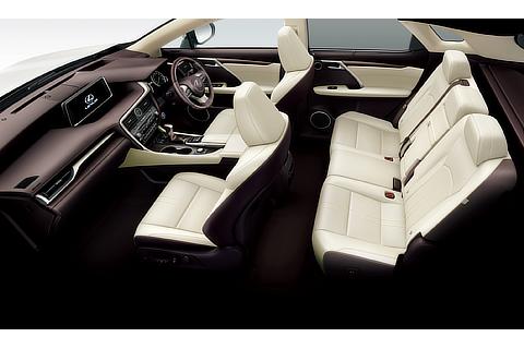 RX450h Version L (Rich Cream interior color)