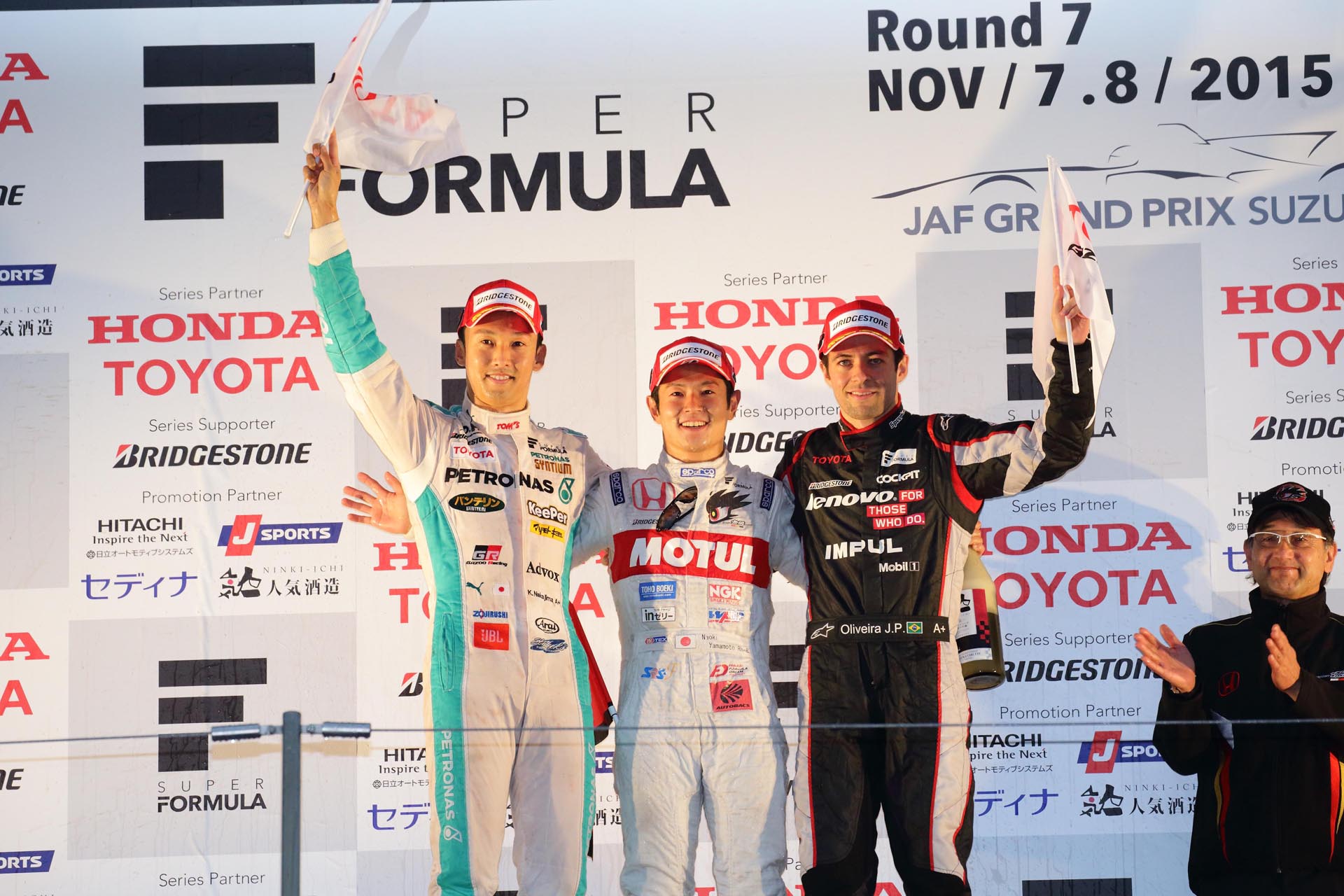 【ドライバー】中嶋 一貴／山本 尚貴／ジョアオ・パオロ・デ・オリベイラ SUPER FORMULA 2015年 第７戦 鈴鹿