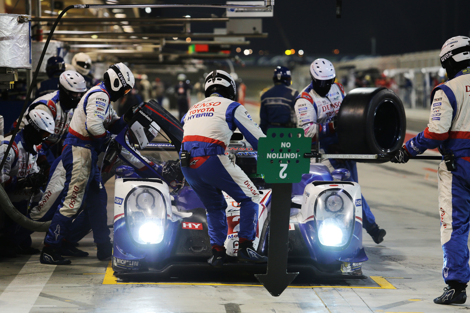 2015 WEC Round 8 Bahrain